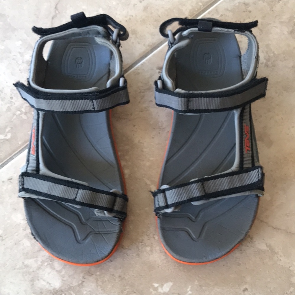 Teva Tanza Sandals Youth Kids Size 2